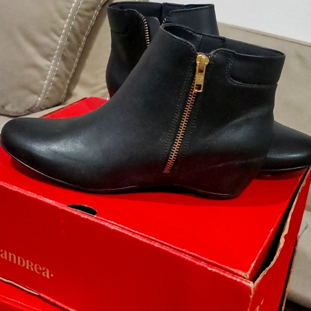 Black boots